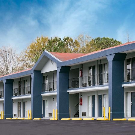 Super 8 By Wyndham Locust Grove Motel Dış mekan fotoğraf