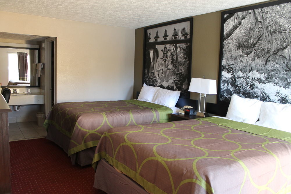 Super 8 By Wyndham Locust Grove Motel Dış mekan fotoğraf