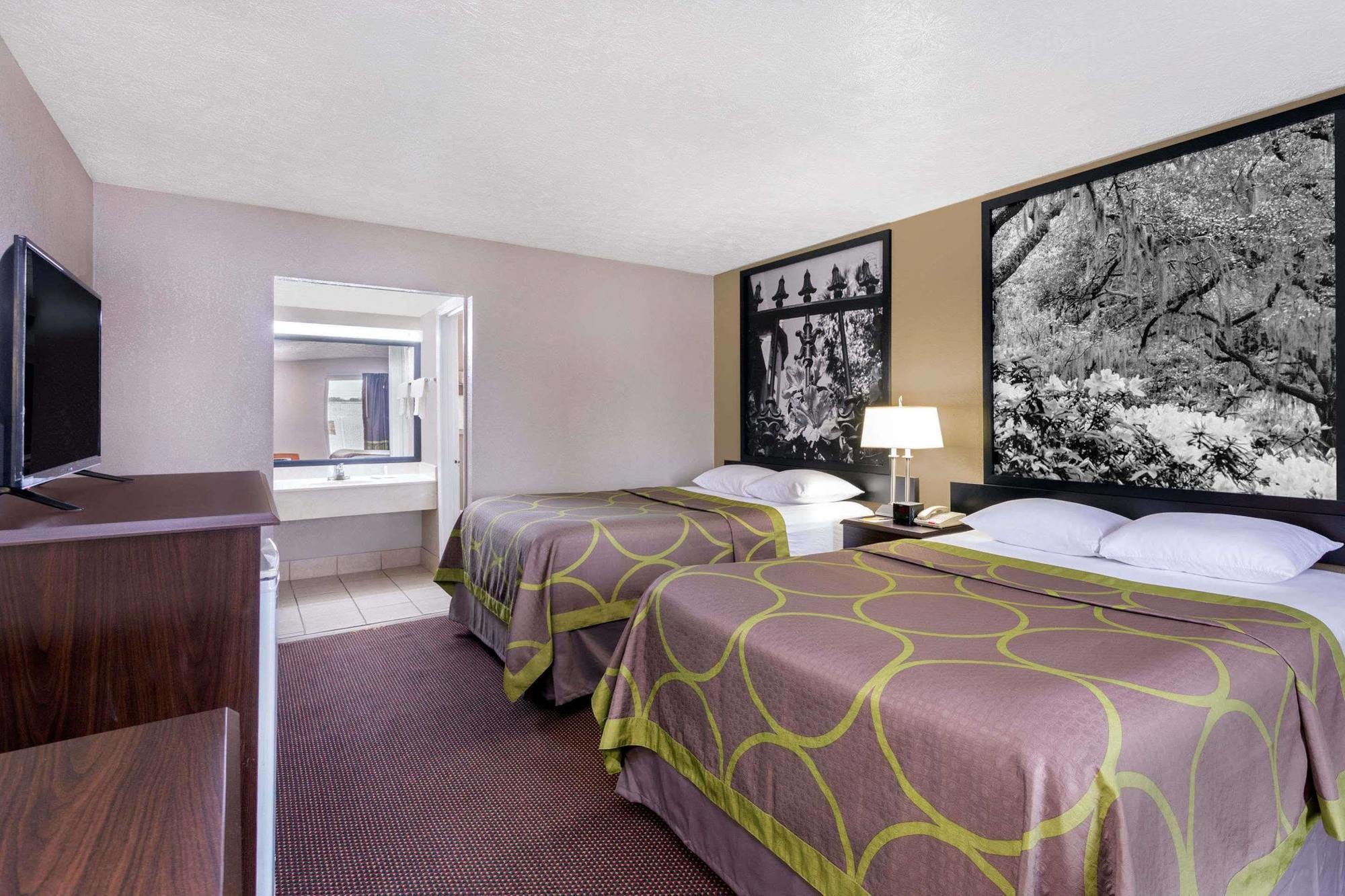 Super 8 By Wyndham Locust Grove Motel Dış mekan fotoğraf