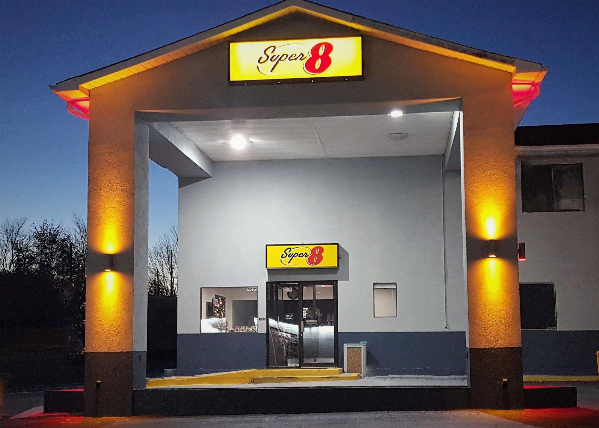 Super 8 By Wyndham Locust Grove Motel Dış mekan fotoğraf